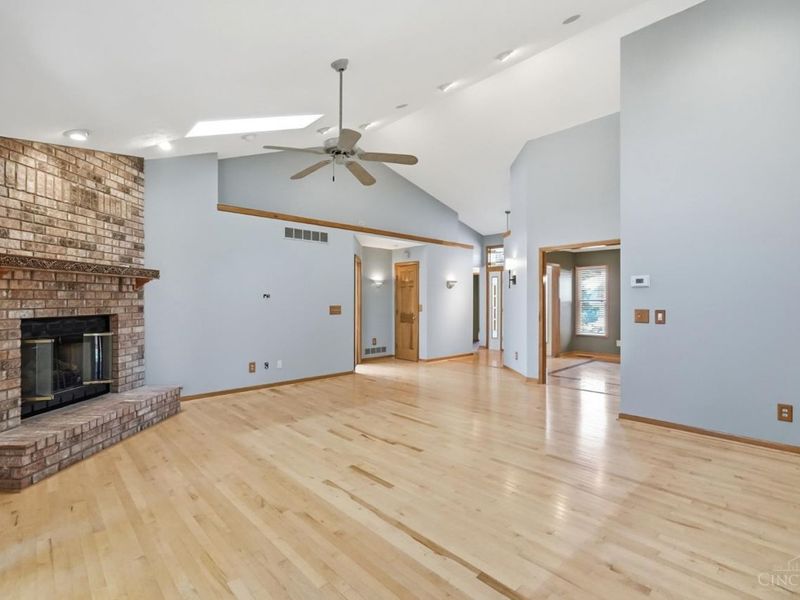 1589 Rockleigh Road, Washington Township, OH 45458 Photo 7
