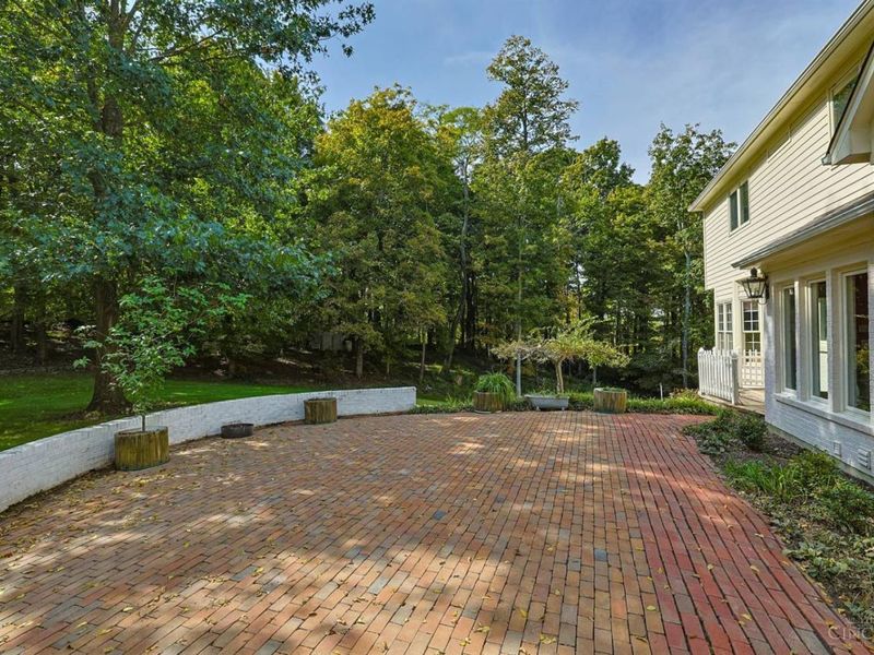 7355 Demar Road, Cincinnati, OH 45243 Photo 3