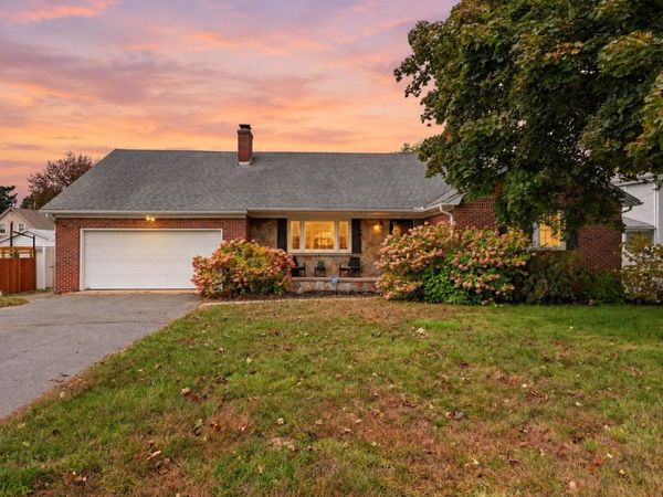 15 Maryland Avenue, Chicopee, MA 01020