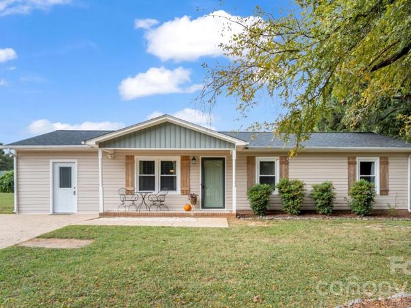 112 Roseborough Road , Grover, NC 28073