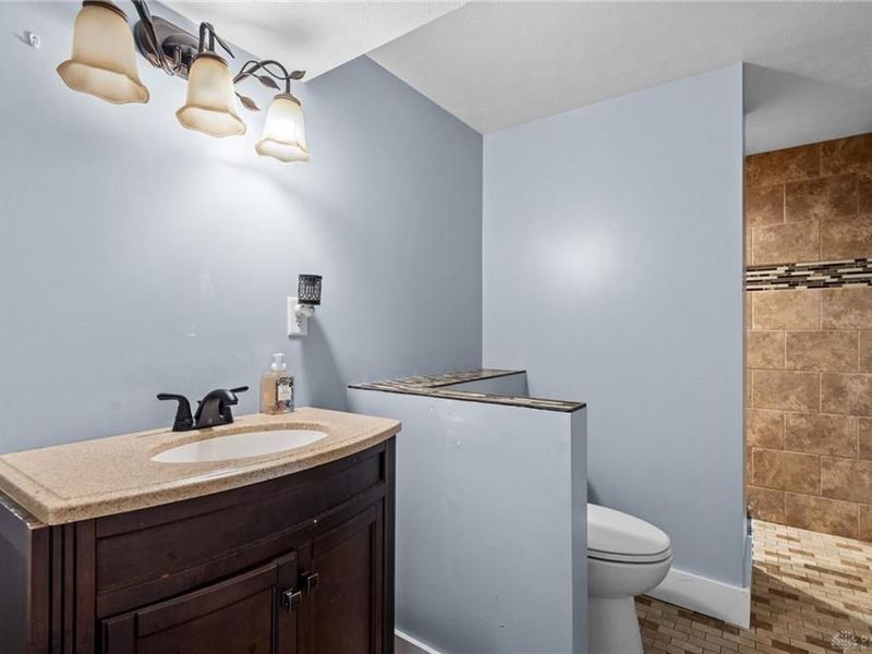 5014 Lesley Lane, Middletown, OH 45042 Photo 23