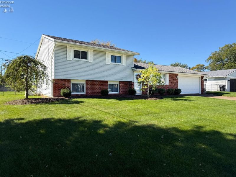 2920 Hinde Avenue, Sandusky, OH 44870 Photo 2