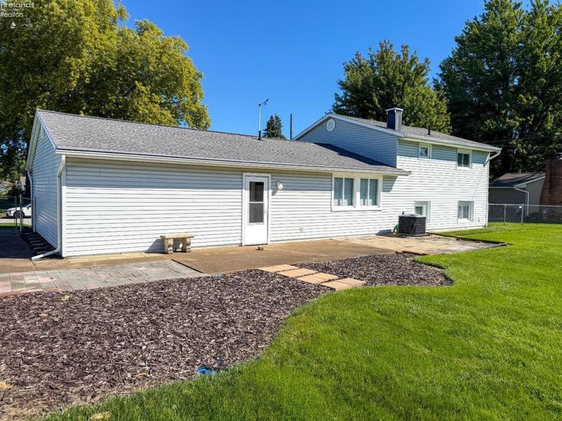 2920 Hinde Avenue, Sandusky, OH 44870 Photo 3