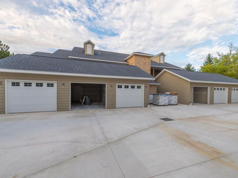 2777 Whispering Shores Dr, Vermilion, OH 44089 Photo 17