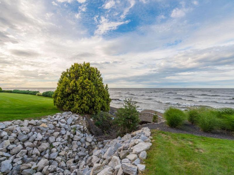 2781 Whispering Shores Dr, Vermilion, OH 44089 Photo 20