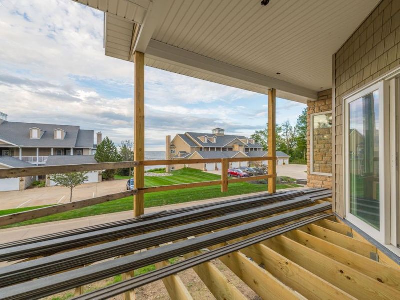 2785 whispering shores dr, Vermilion, OH 44089 Photo 12