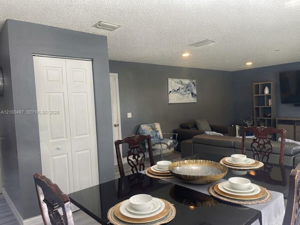 2400 SW 106th Ave , Miramar, FL 33025 Photo