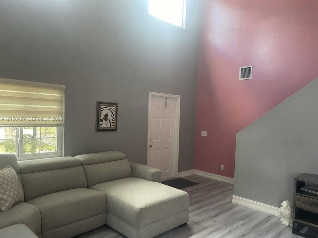 2400 SW 106th Ave , Miramar, FL 33025 Photo
