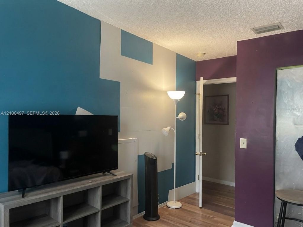 2400 SW 106th Ave , Miramar, FL 33025 Photo