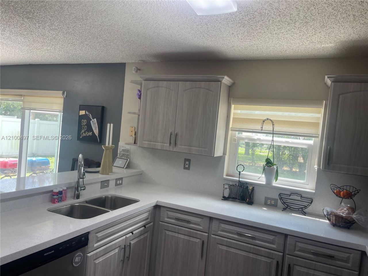 2400 SW 106th Ave , Miramar, FL 33025 Photo