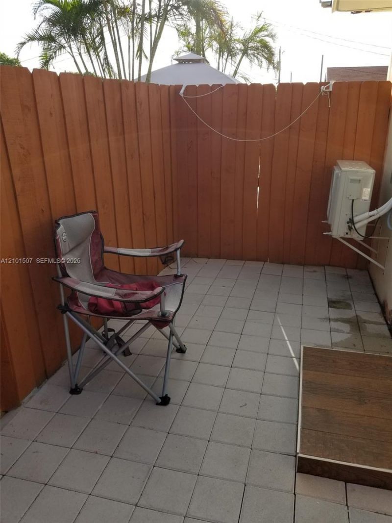 8960 Sunset Strip , Sunrise, FL 33322 Photo