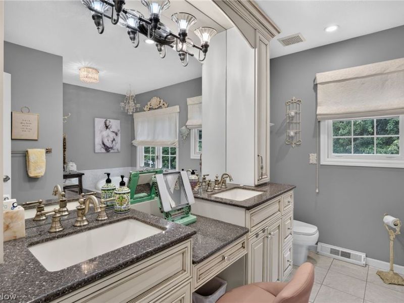 7433 Sir Roberts Court, Mentor, OH 44060 Photo 23