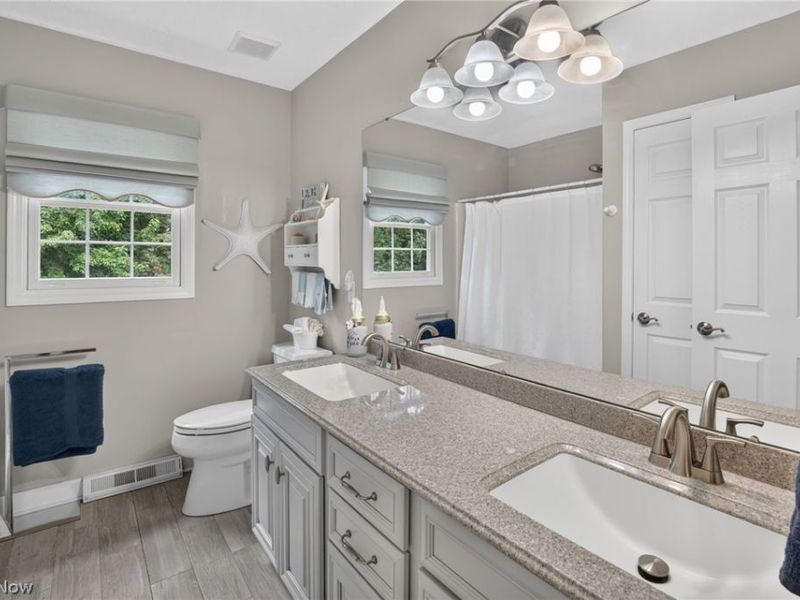 7433 Sir Roberts Court, Mentor, OH 44060 Photo 28