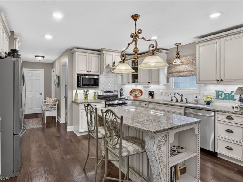 7433 Sir Roberts Court, Mentor, OH 44060 Photo 9