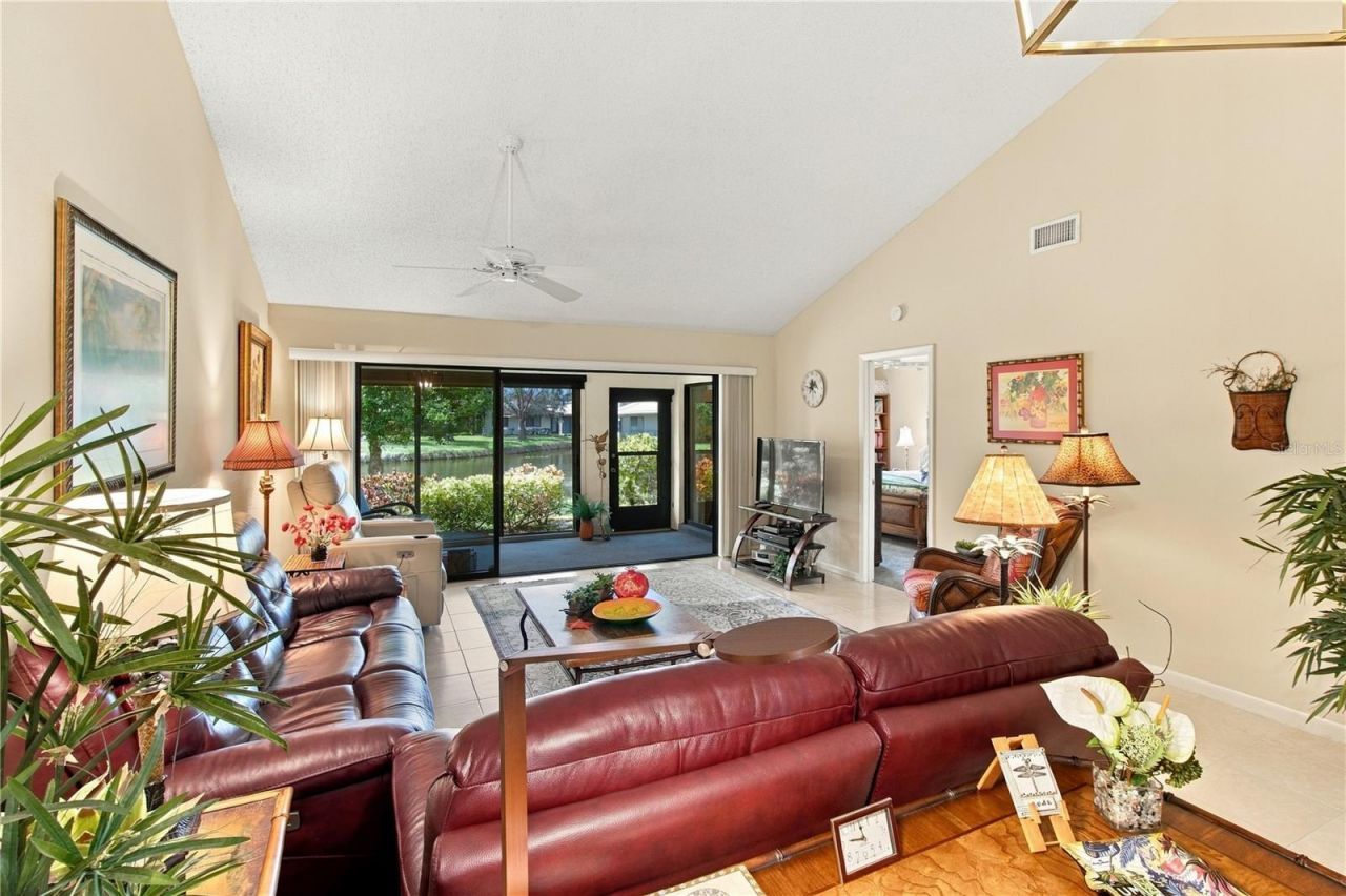 3123 Sandleheath, Unit 4, Sarasota, FL 34235 Photo