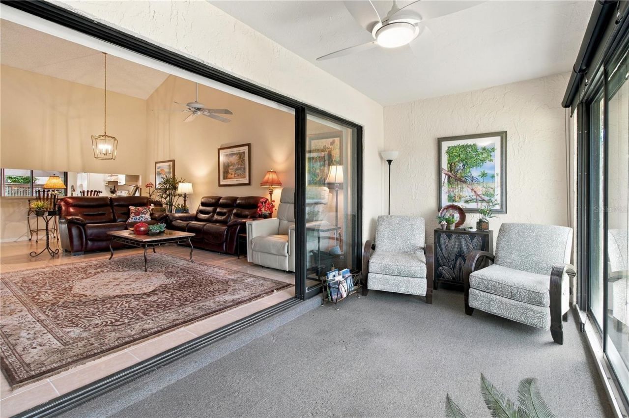 3123 Sandleheath, Unit 4, Sarasota, FL 34235 Photo