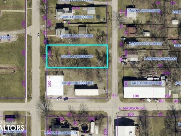611 N Main Street, Centerville, IA 52544