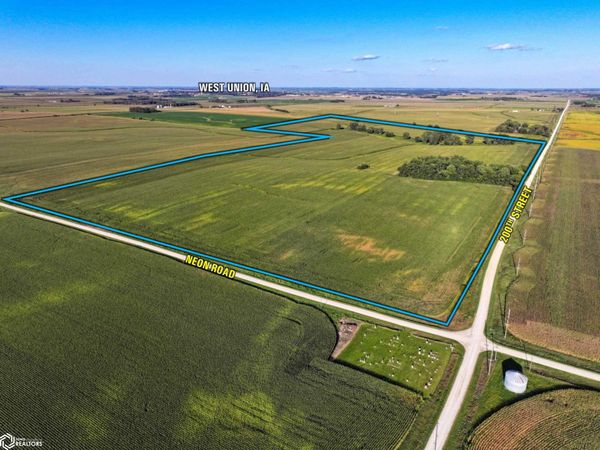 14226 200th Street, Fayette, IA 52142