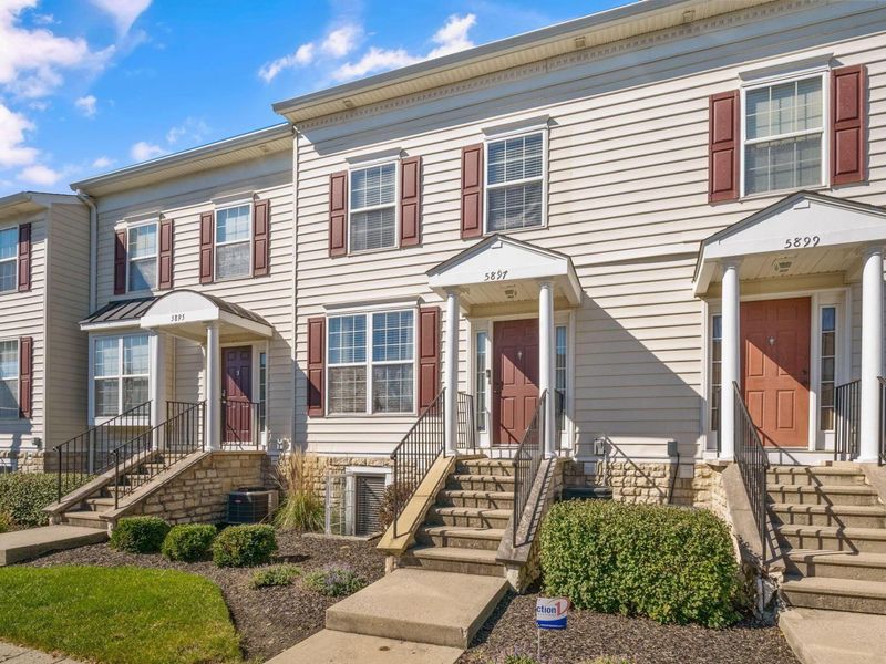 5897 Andrew John Drive , Unit 17, New Albany, OH 43054 Photo 1