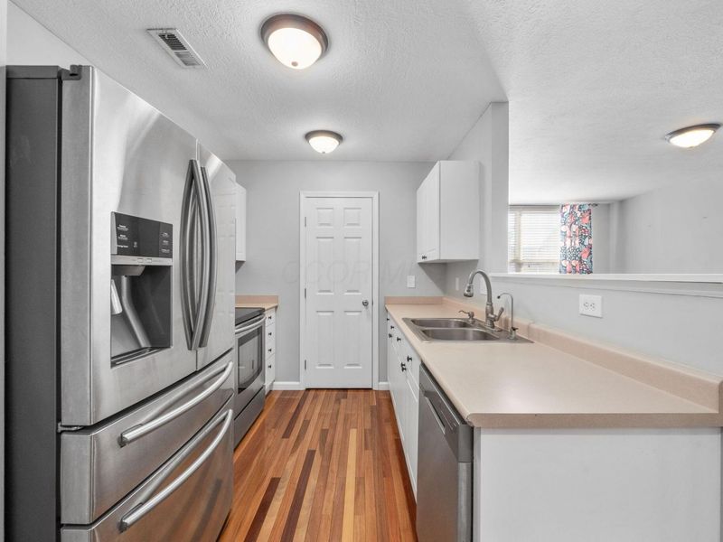 5897 Andrew John Drive , Unit 17, New Albany, OH 43054 Photo 8