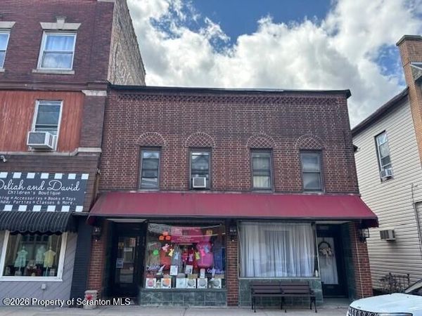 207-209 E Lackawanna Avenue , Olyphant, PA 18447