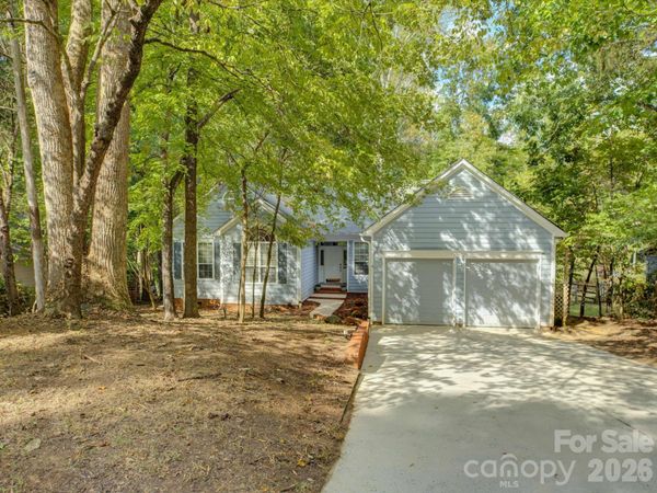 9207 Rainbow Forest Drive, Charlotte, NC 28277