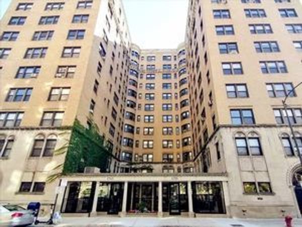 1755 E 55th Street , Unit 605, Chicago, IL 60615