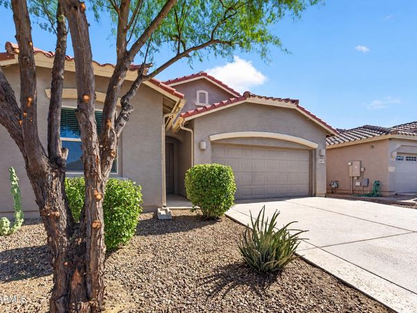 36877 N YELLOWSTONE Drive, San Tan Valley, AZ 85140