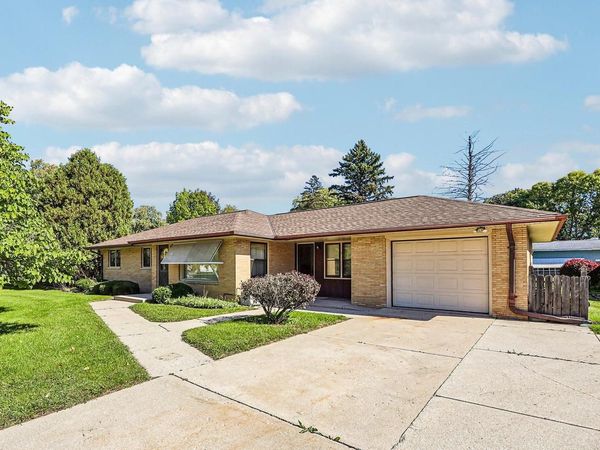 8516 N 54th STREET, Brown Deer, WI 53223