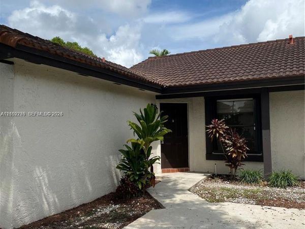4865 SW 149th Ct , Unit 14H, Miami, FL 33185