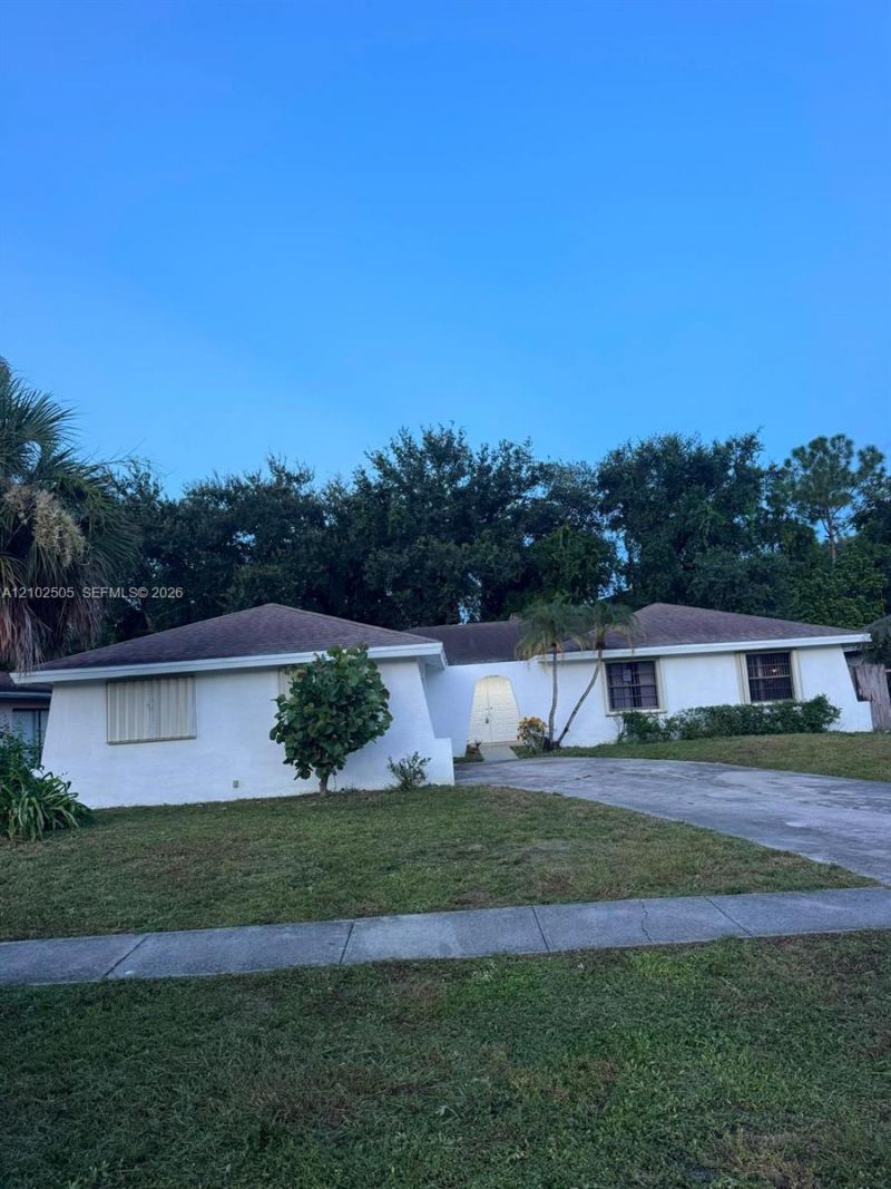 844 Ryanwood Dr , Unit #, West Palm Beach, FL 33413 Photo
