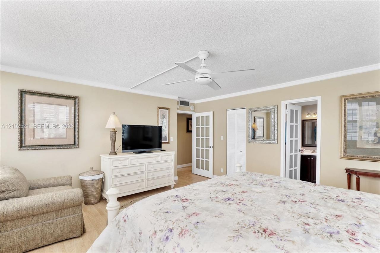 2100 Sans Souci Blvd , Unit B111, North Miami, FL 33181 Photo