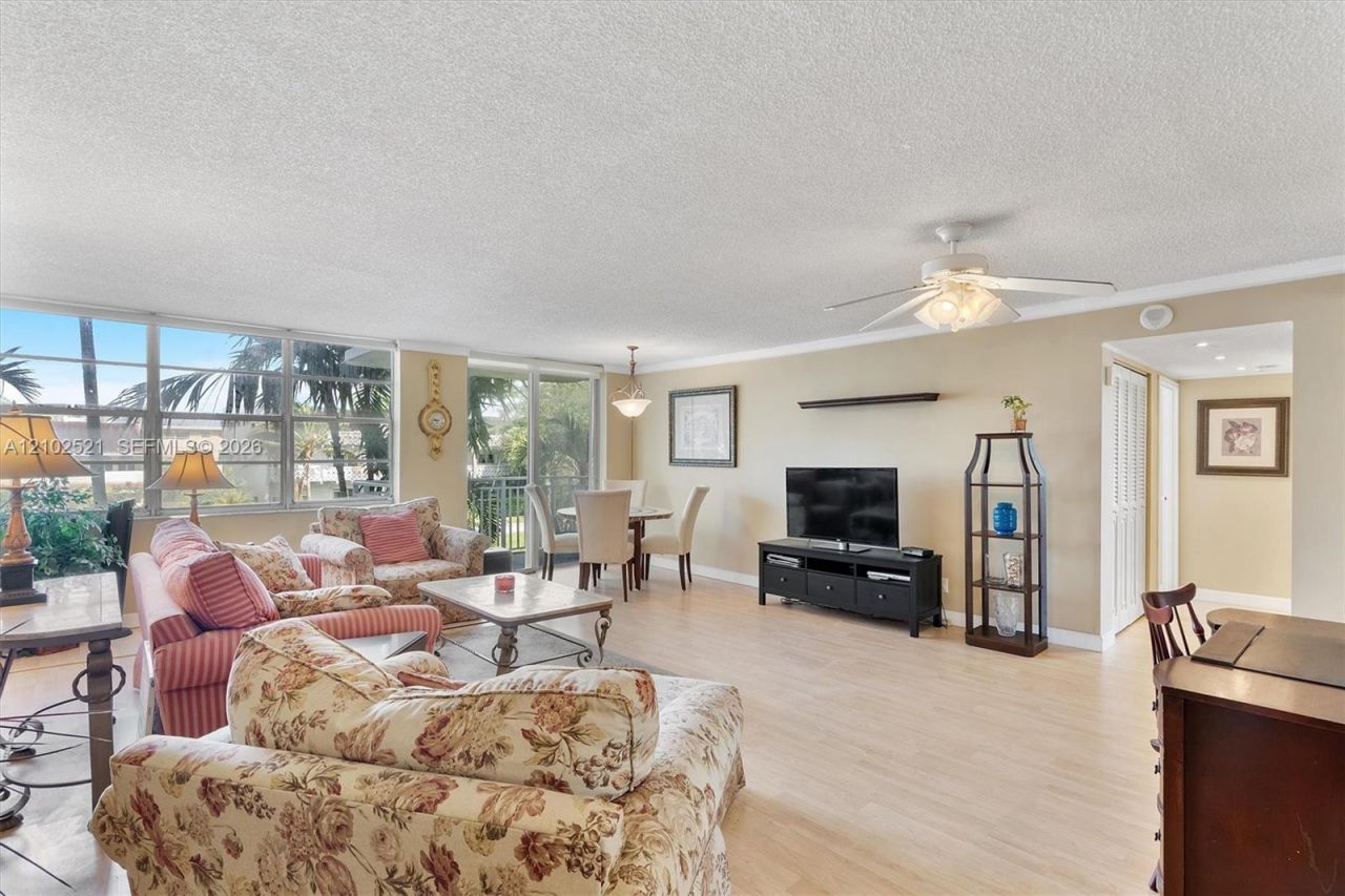 2100 Sans Souci Blvd , Unit B111, North Miami, FL 33181 Photo