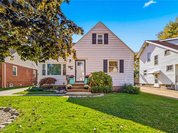 294 E 323rd Street, Willowick, OH 44095
