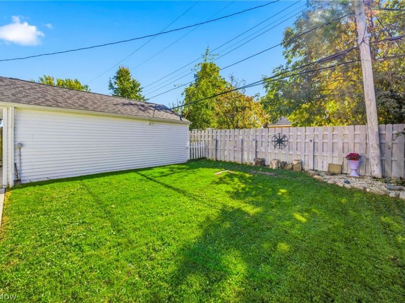 294 E 323rd Street, Willowick, OH 44095 Photo 34
