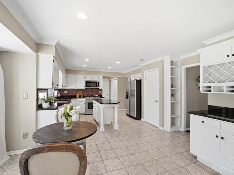 8218 Eagle Ridge Drive, West Chester, OH 45069 Photo 16