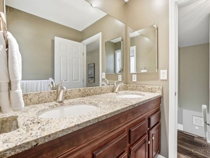 8218 Eagle Ridge Drive, West Chester, OH 45069 Photo 48