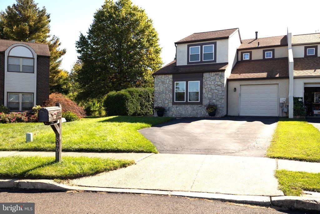 849 THOREAU COURT, WARMINSTER, PA 18974