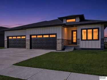 11104 S 218th Street, Gretna, NE 68028
