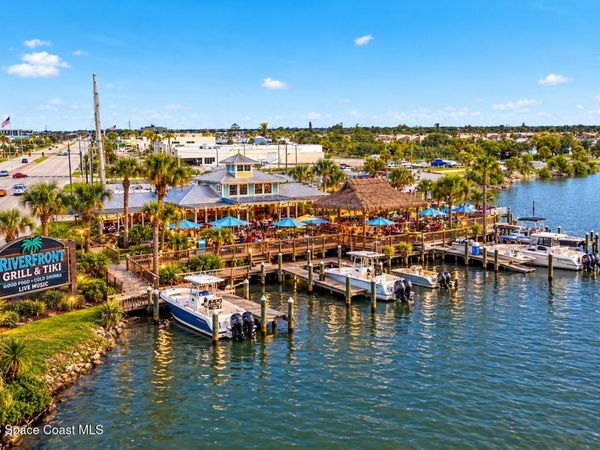 1872 E Merritt Island Causeway, Merritt Island, FL 32952