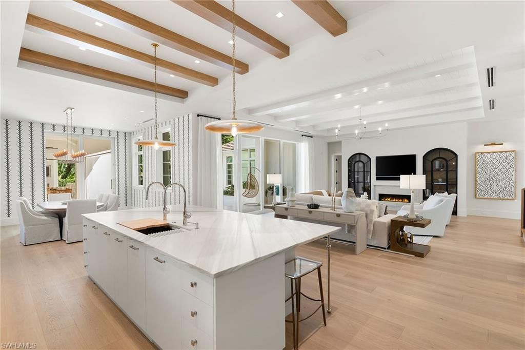 3277 Gordon Dr, Naples, FL 34102 Photo