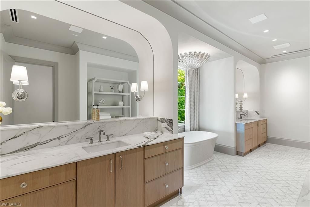 3277 Gordon Dr, Naples, FL 34102 Photo