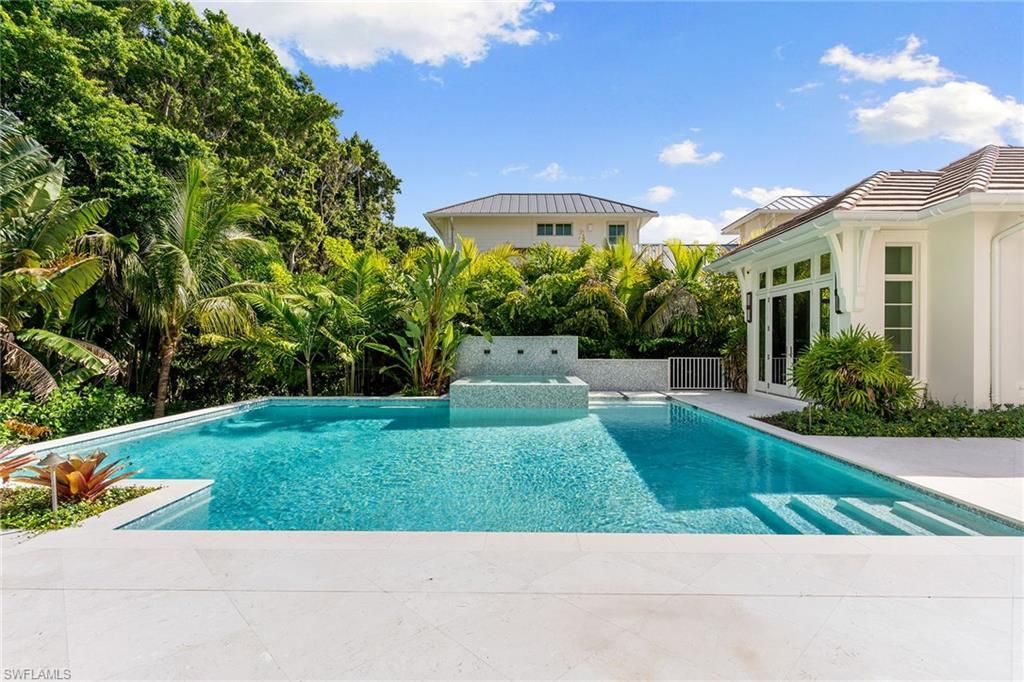 3277 Gordon Dr, Naples, FL 34102 Photo