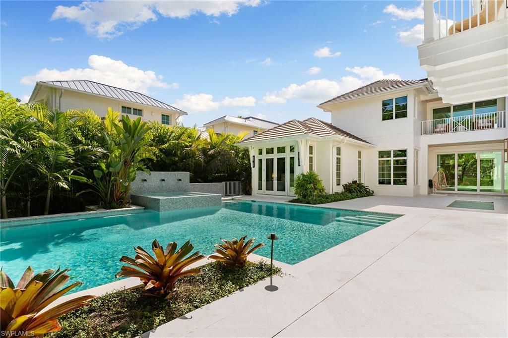3277 Gordon Dr, Naples, FL 34102 Photo