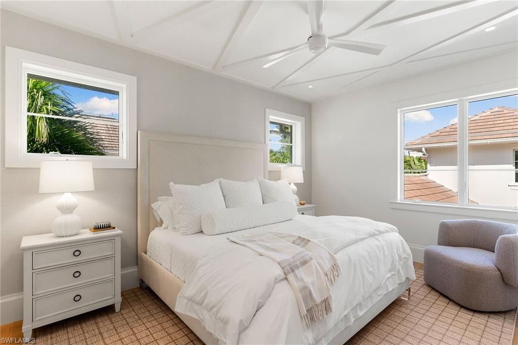 3277 Gordon Dr, Naples, FL 34102 Photo