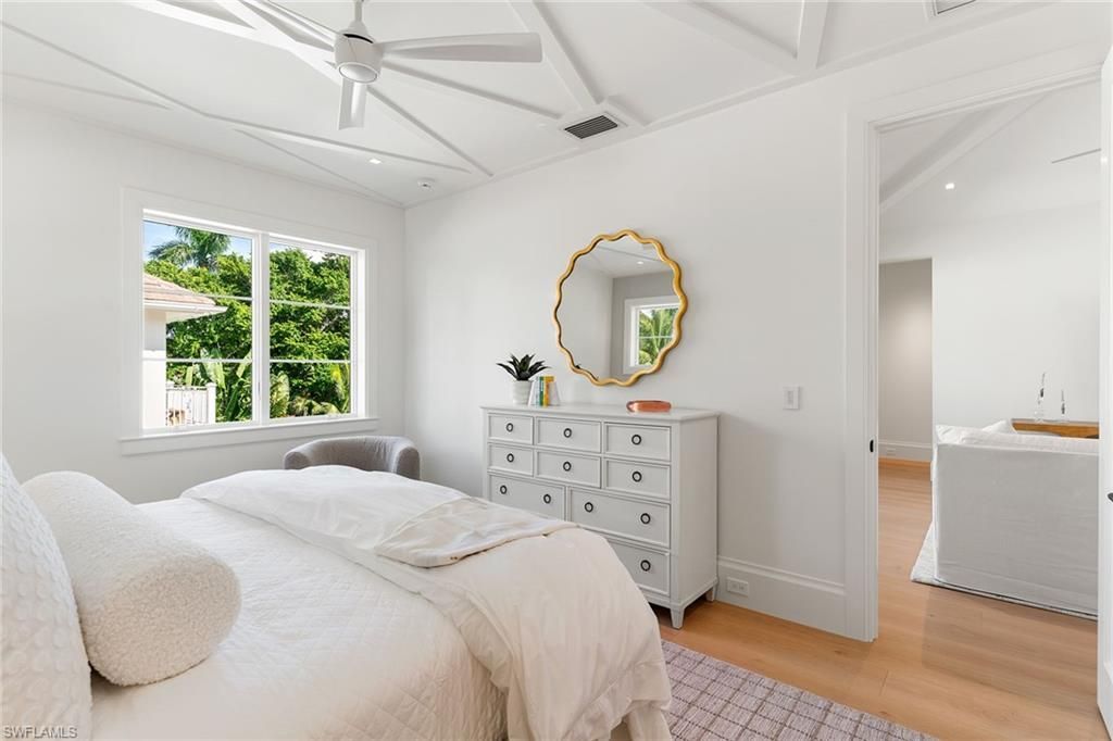 3277 Gordon Dr, Naples, FL 34102 Photo