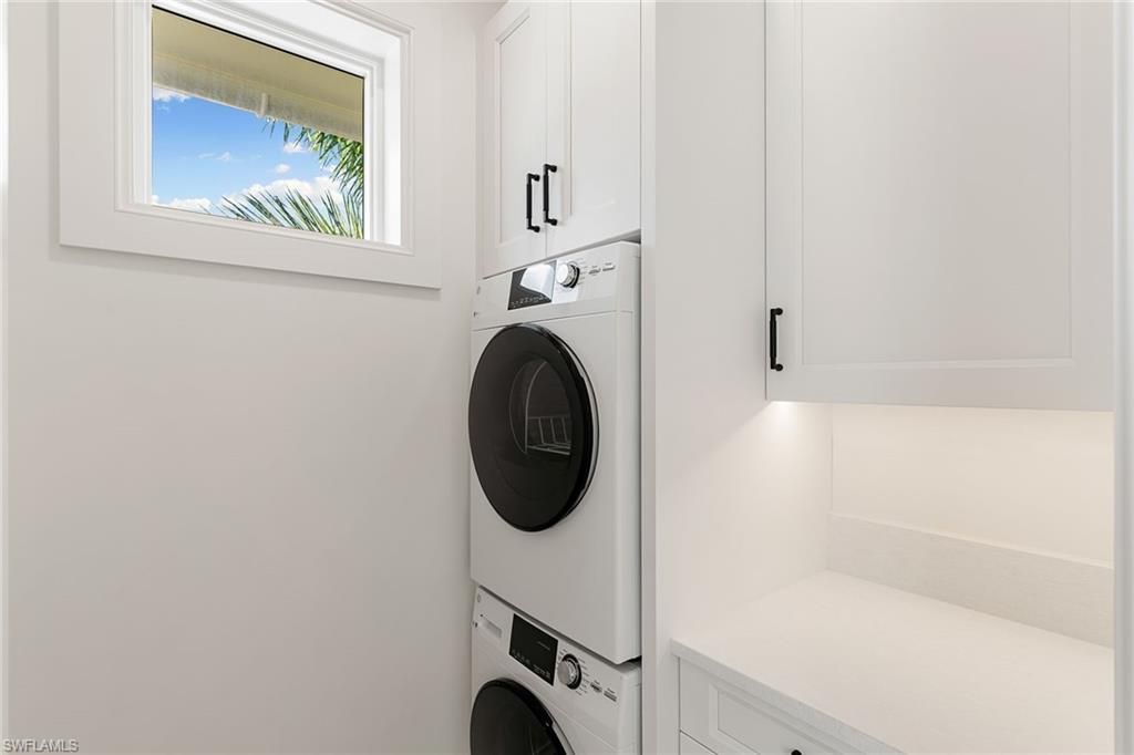 3277 Gordon Dr, Naples, FL 34102 Photo