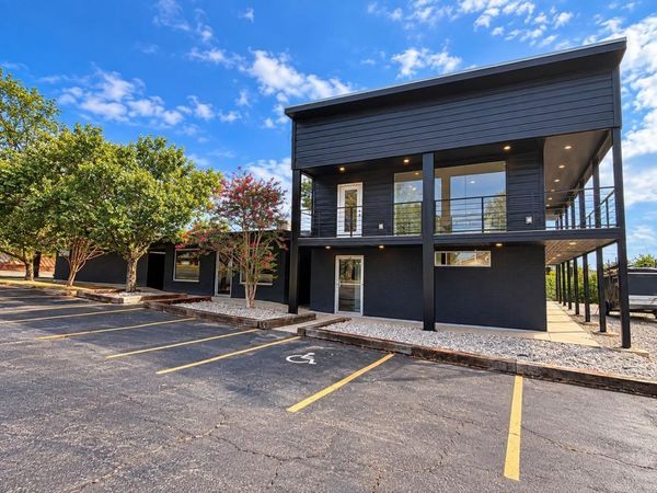 3401 Central Avenue , Hot Springs, AR 71913