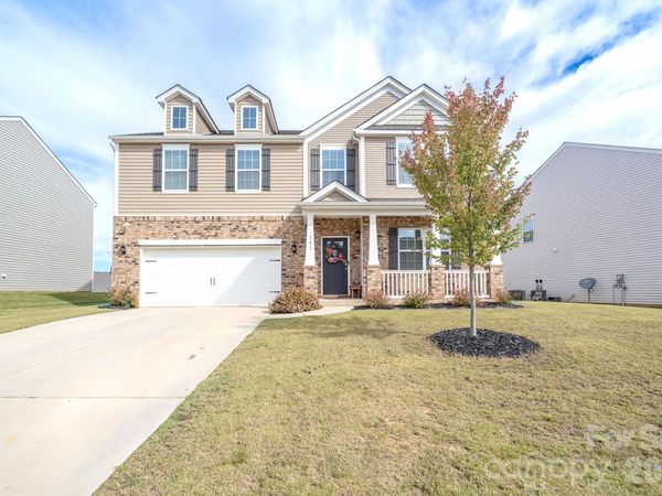 121 Giant Oak Avenue , Statesville, NC 28677