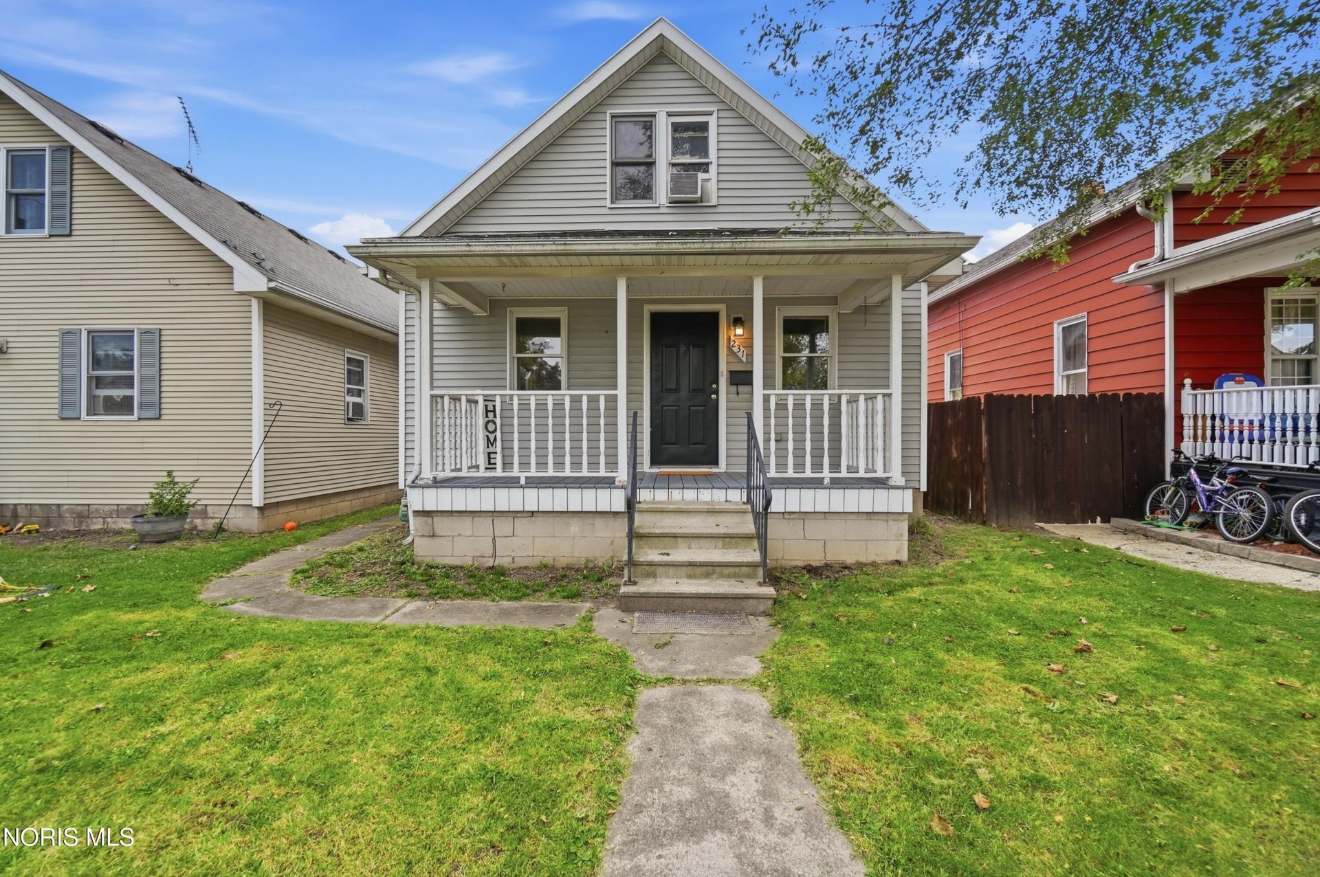 231 Elm Street, Rossford, OH 43460 Main Photo